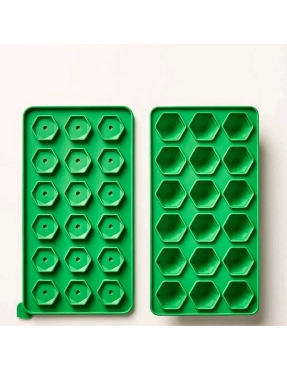 Kate Spade Gem shape Silicone Ice & Treat Mold Tray — Green